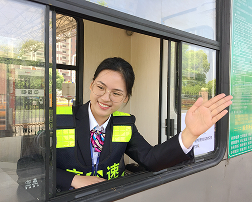 郭斯泓拍.jpg