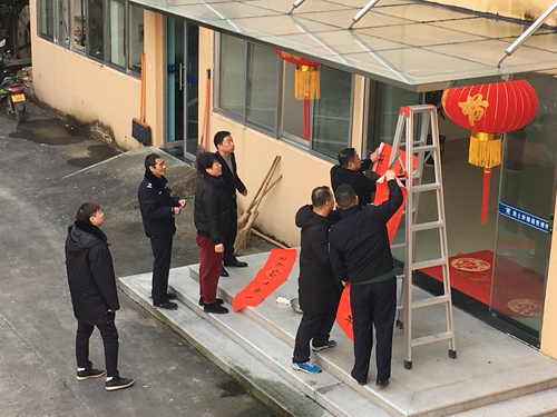 貼春聯金先華攝_副本.jpg